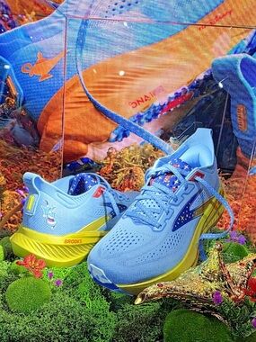 🧞‍♂️ BROOKS X DISNEY RUNDISNEY GLYCERIN 23 GENIE 🧞‍♂️